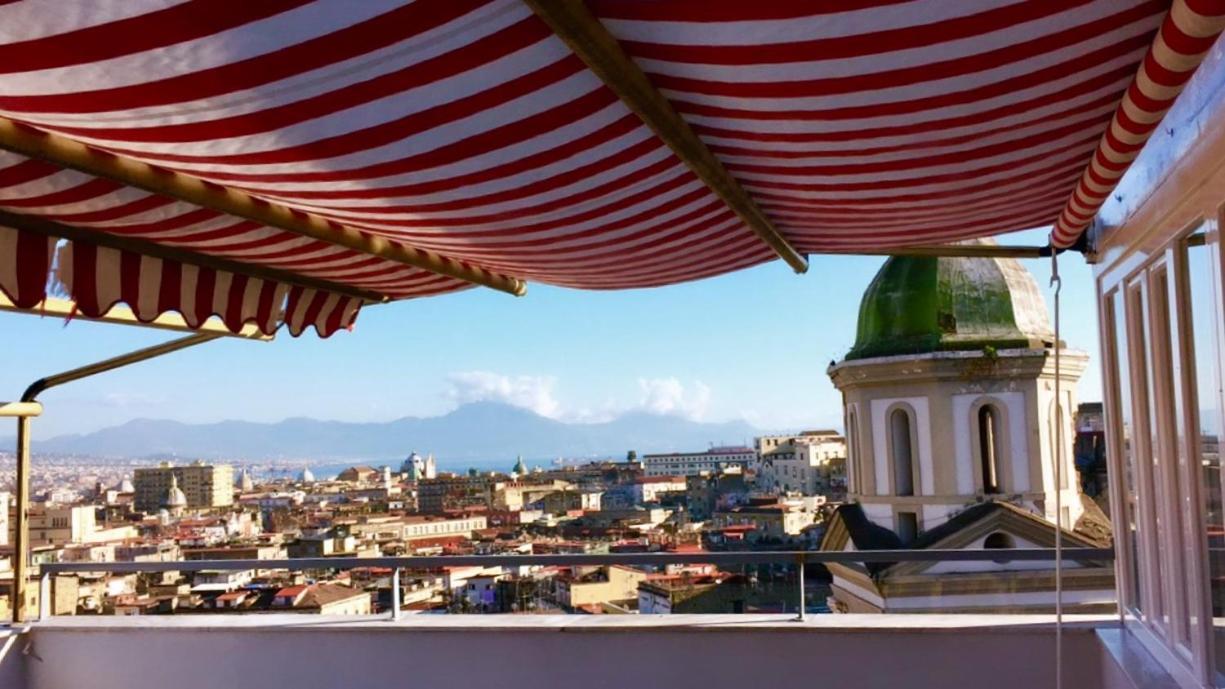 La Terrazza Di Nonna Anna Nápoles Exterior foto